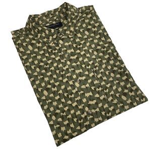 Banana Republic Men’s Short Sleeve Button Up Camouflage Shirt-L